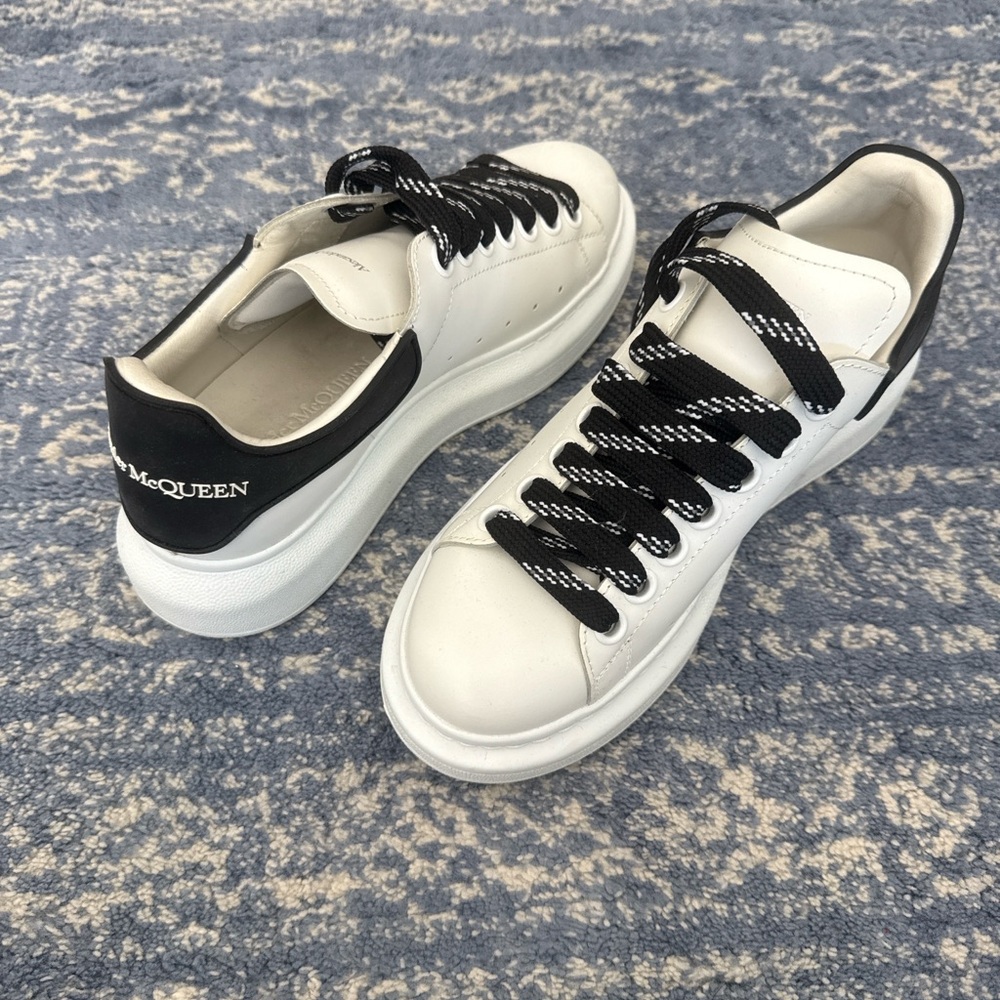 Alexander McQueen Monochrome Lace-Up Sneakers Size Women 6